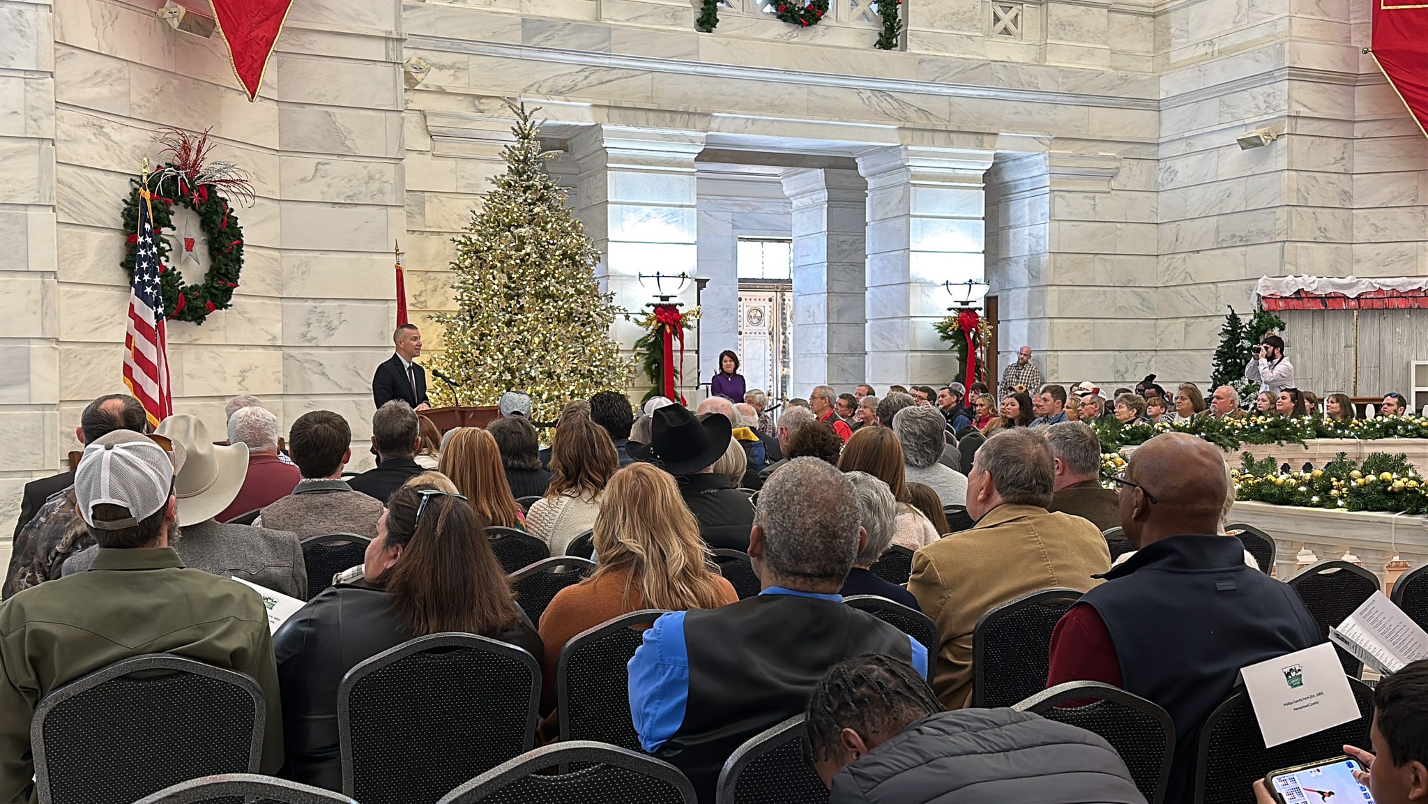 20231127_160410806_iOS